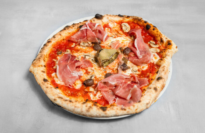 Pizza capricciosa